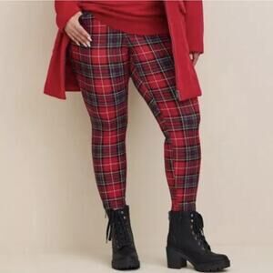 Torrid Pocket Pixie Skinny Studio Luxe Ponte Knit High-Rise Skinny Pant 3R